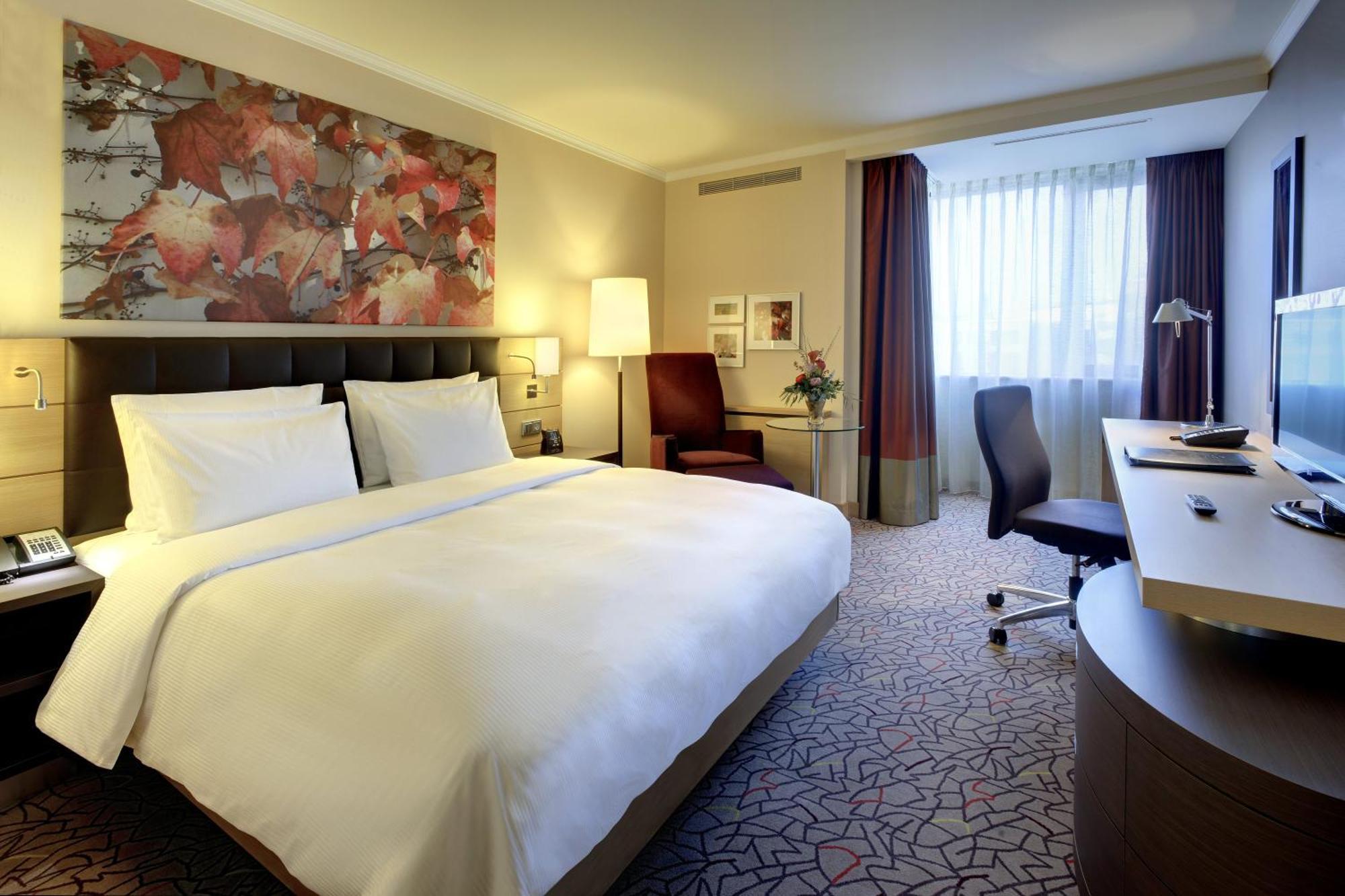 King Junior Suite - City Wing,1765793068:JPEG